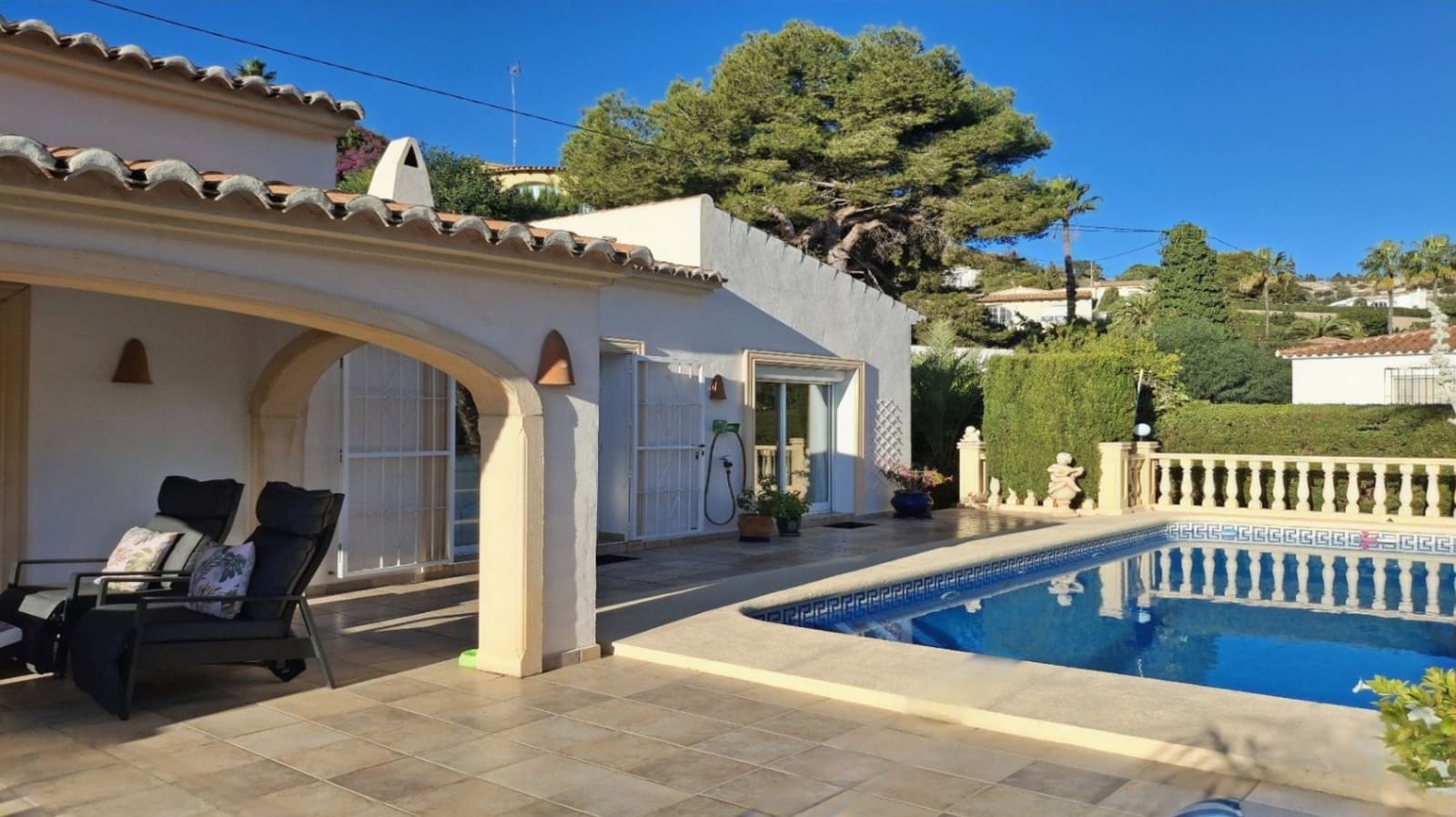 3 bedroom Villa for sale in Montemar with pool garage - € 525,000 (Ref: 9400334)