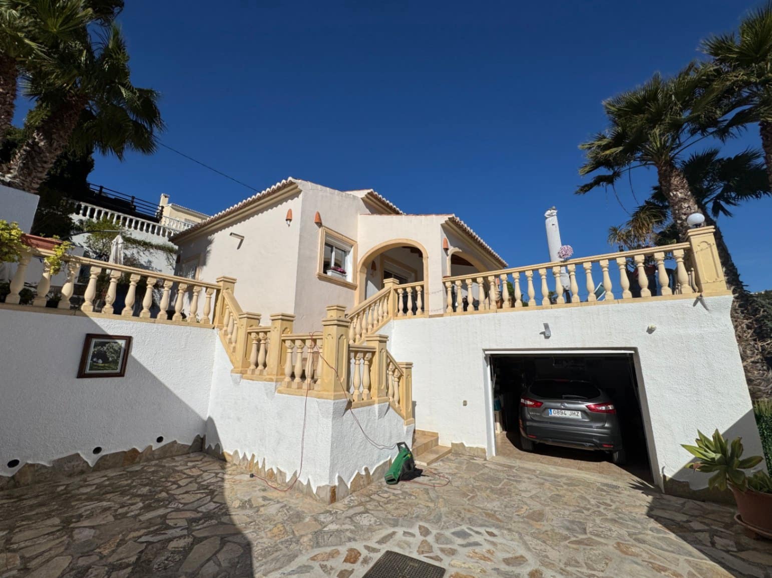 3 bedroom Villa for sale in Montemar with pool garage - € 499,000 (Ref: 9400334)