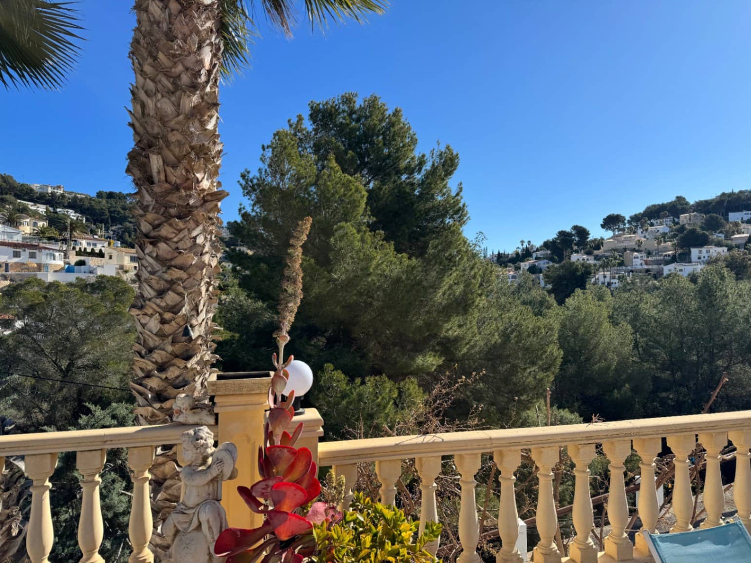 3 bedroom Villa for sale in Montemar with pool garage - € 499,000 (Ref: 9400334)