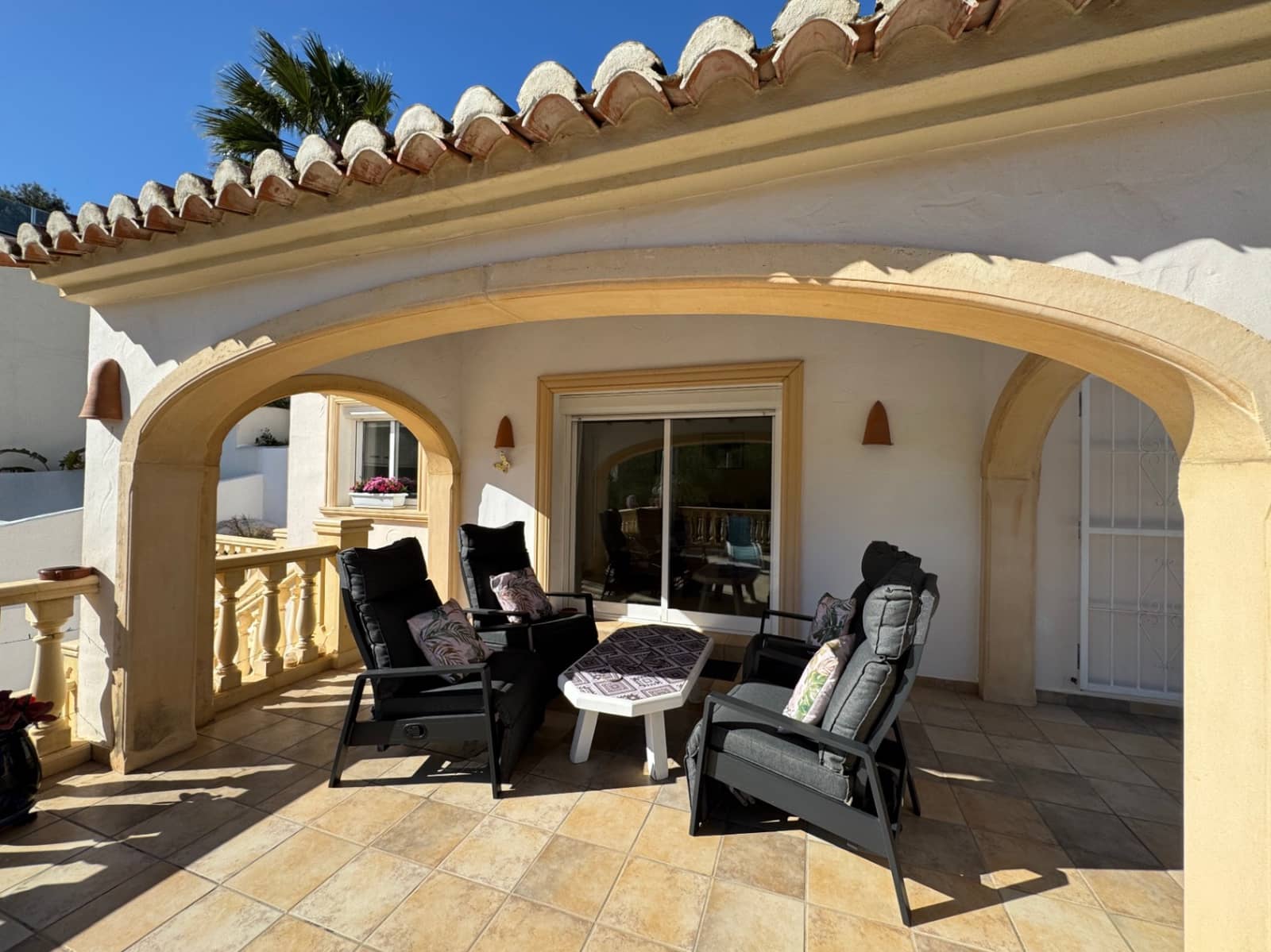 3 bedroom Villa for sale in Montemar with pool garage - € 499,000 (Ref: 9400334)