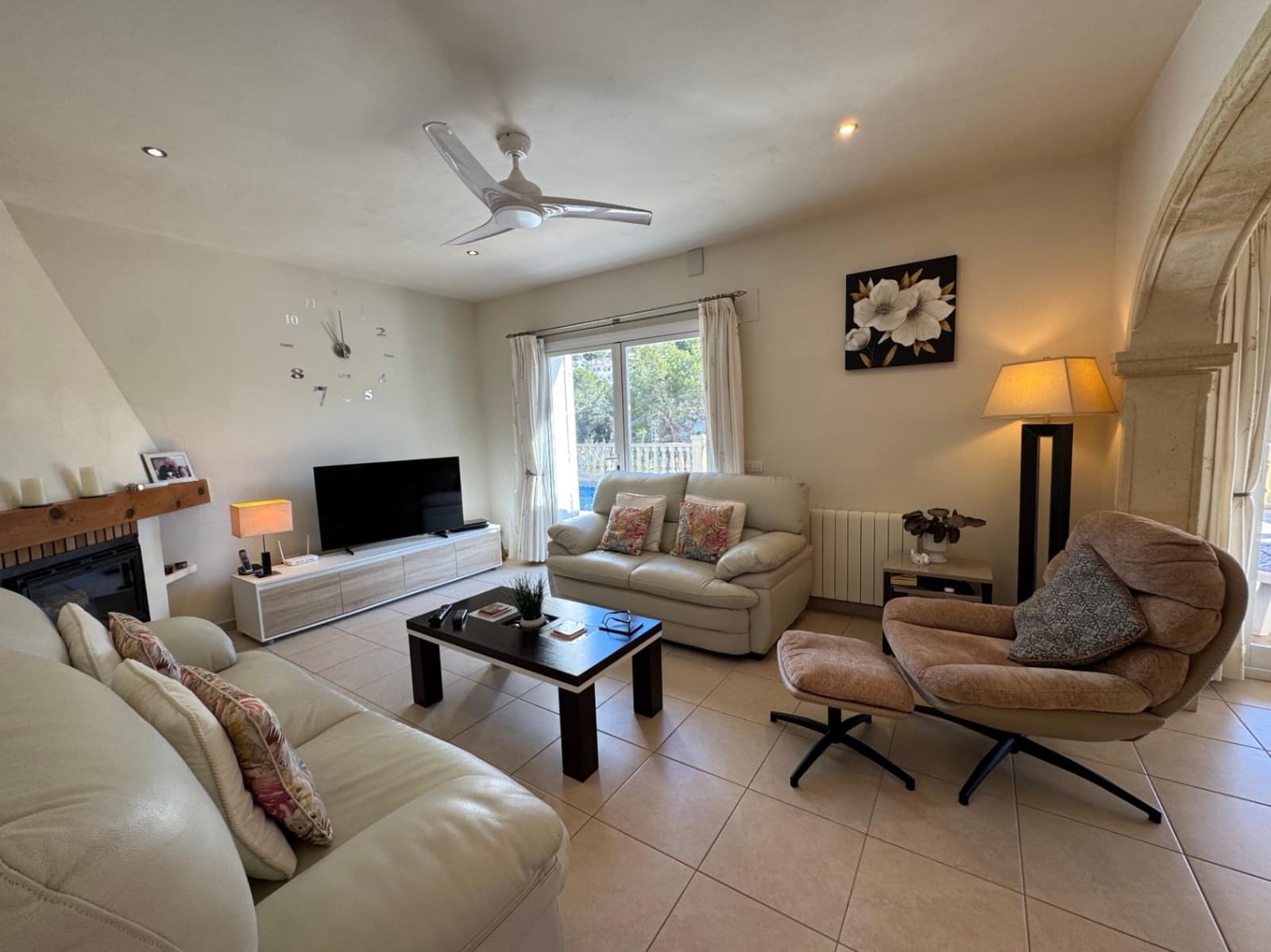 3 bedroom Villa for sale in Montemar with pool garage - € 499,000 (Ref: 9400334)