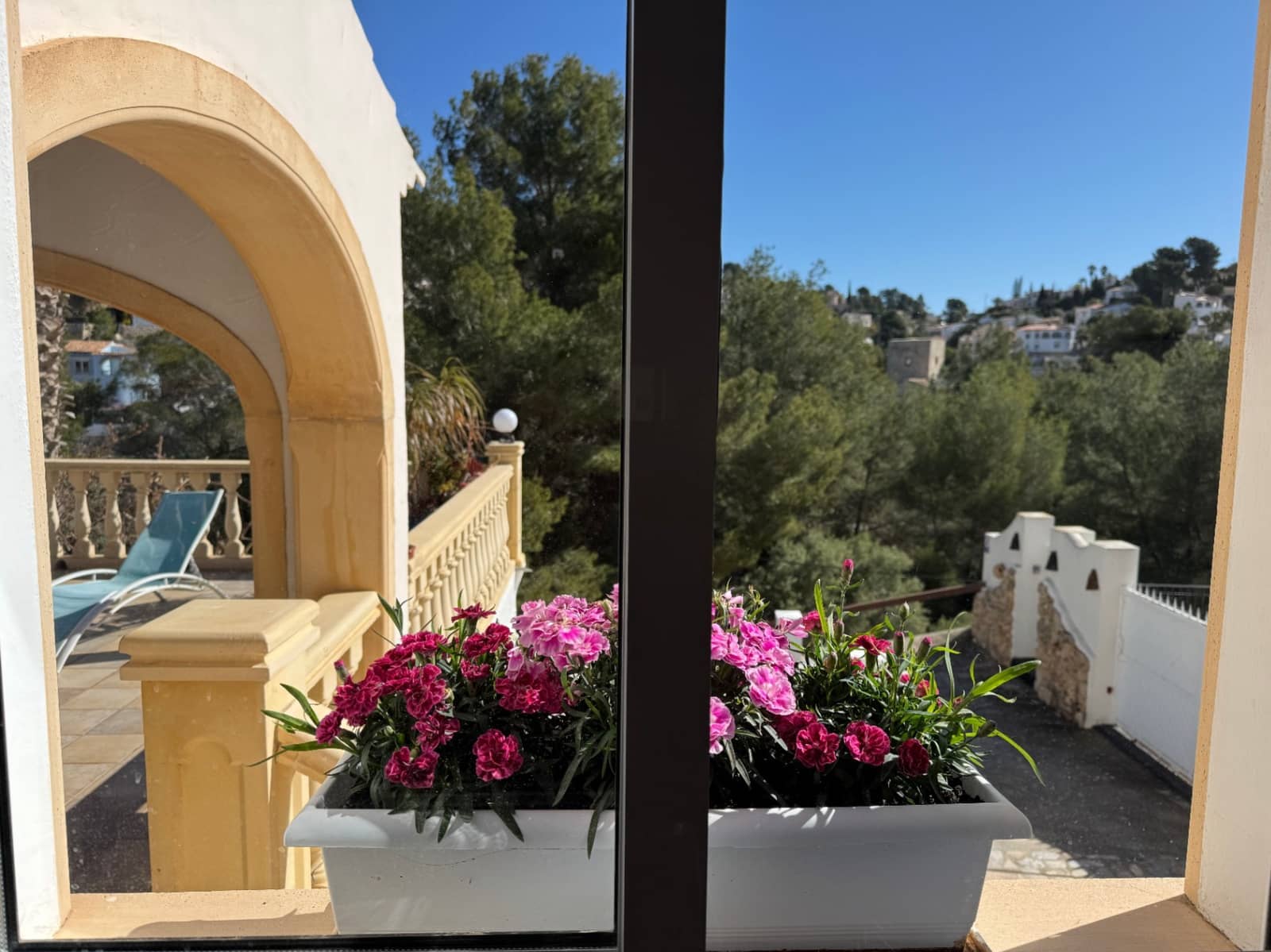 3 bedroom Villa for sale in Montemar with pool garage - € 499,000 (Ref: 9400334)