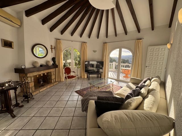 3 sovrum Villa till salu i Moraira, Teulada-Moraira med garage - 550 000 € (Ref: 9436628)