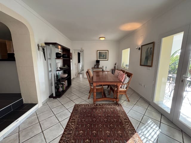 3 sovrum Villa till salu i Moraira, Teulada-Moraira med garage - 550 000 € (Ref: 9436628)