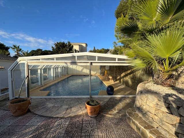 3 sovrum Villa till salu i Moraira, Teulada-Moraira med garage - 550 000 € (Ref: 9436628)