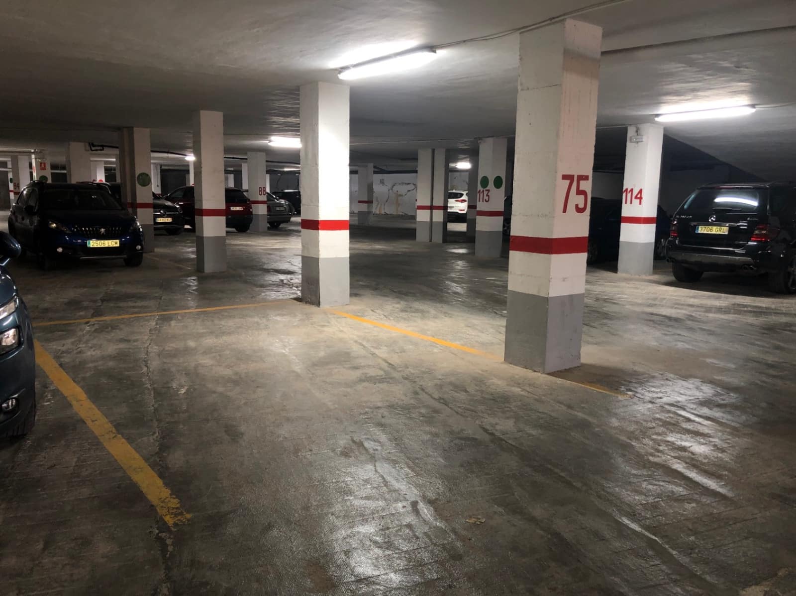 Garage te huur in Moraira - € 100 (Ref: 9436630)