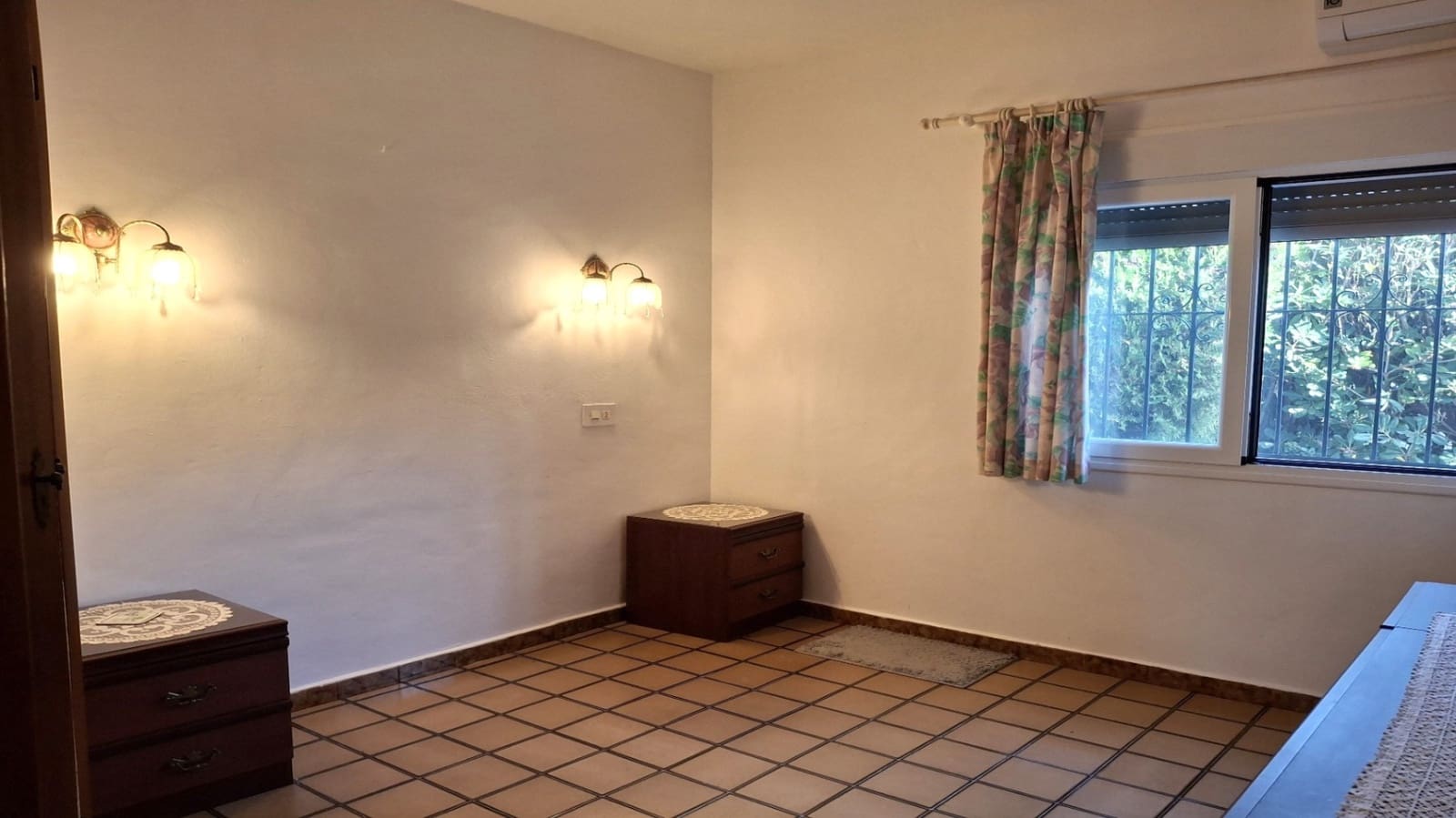 2 sovrum Villa till salu i Moraira med pool garage - 335 000 € (Ref: 9471994)