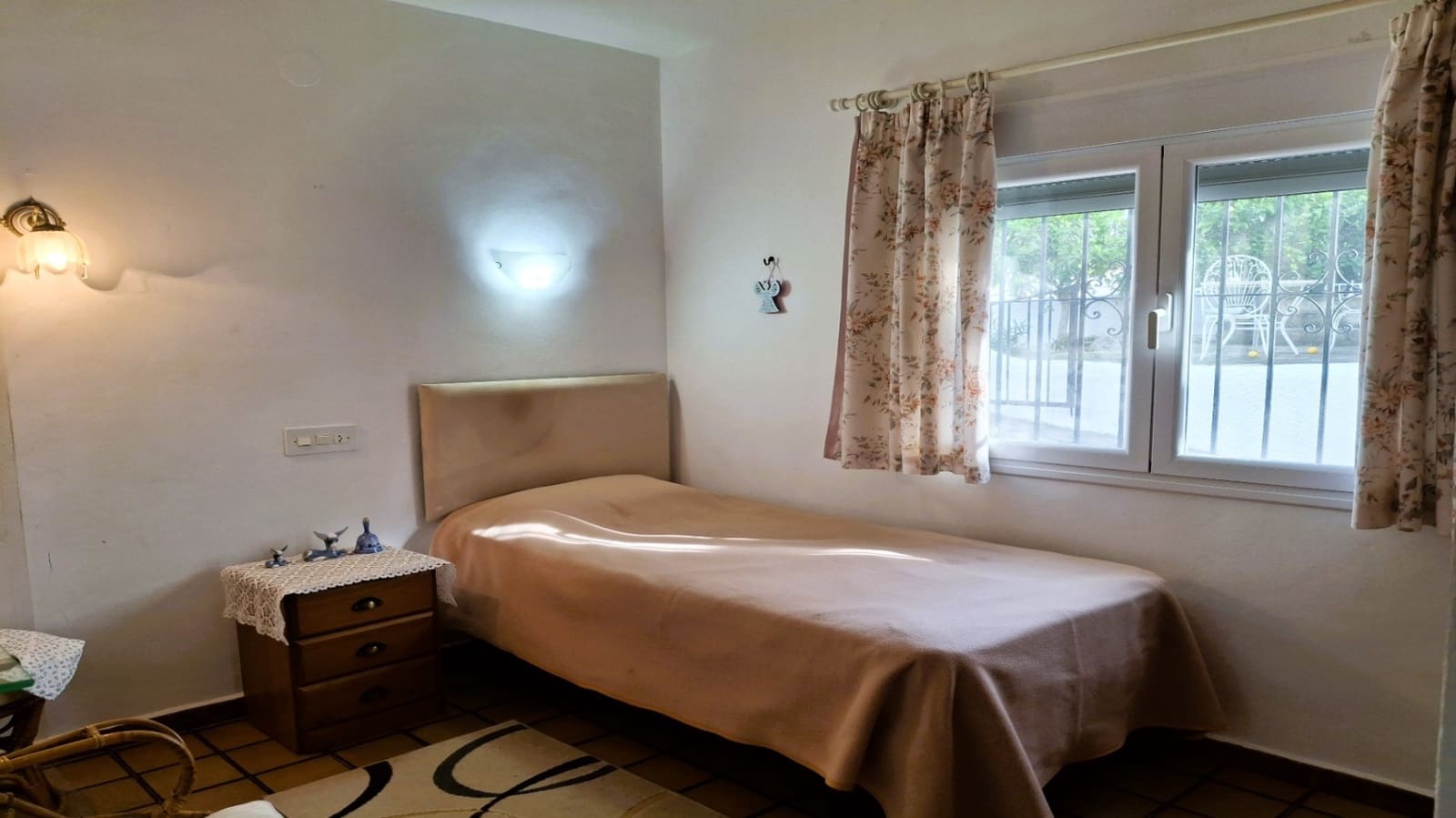 2 sovrum Villa till salu i Moraira med pool garage - 335 000 € (Ref: 9471994)