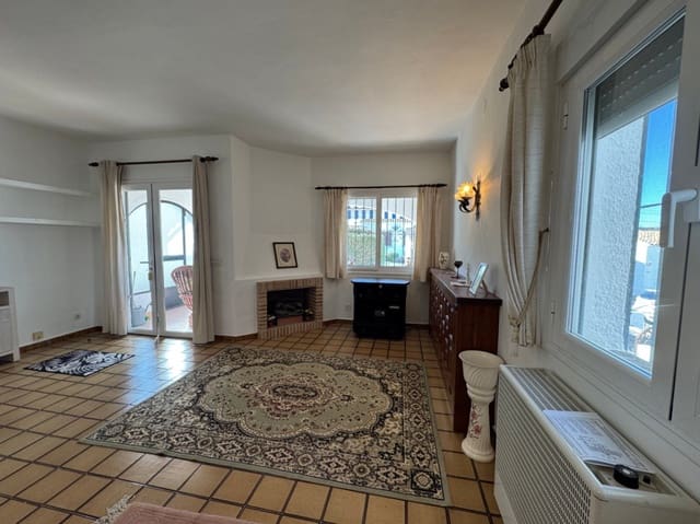 2 soveværelse Villa til salg i Moraira, Teulada-Moraira med swimmingpool garage - € 335.000 (Ref: 9471994)