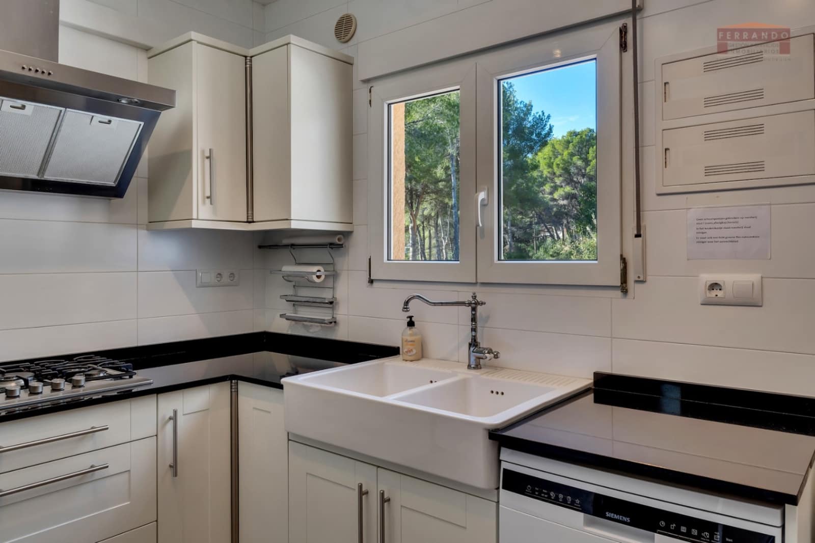 3 sovrum Villa till salu i Moraira med pool garage - 670 000 € (Ref: 9471997)