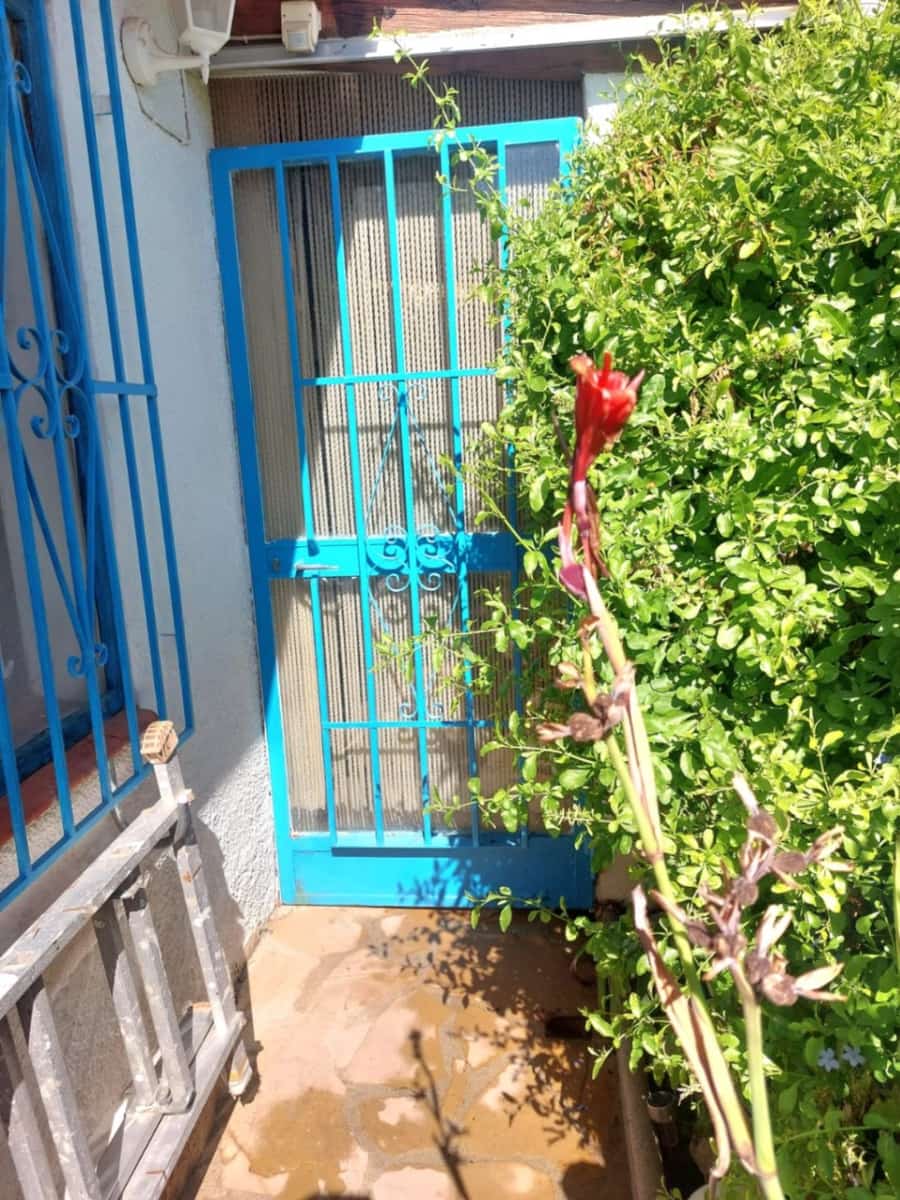 5 bedroom Villa for sale in Moraira with pool garage - € 479,000 (Ref: 9558295)