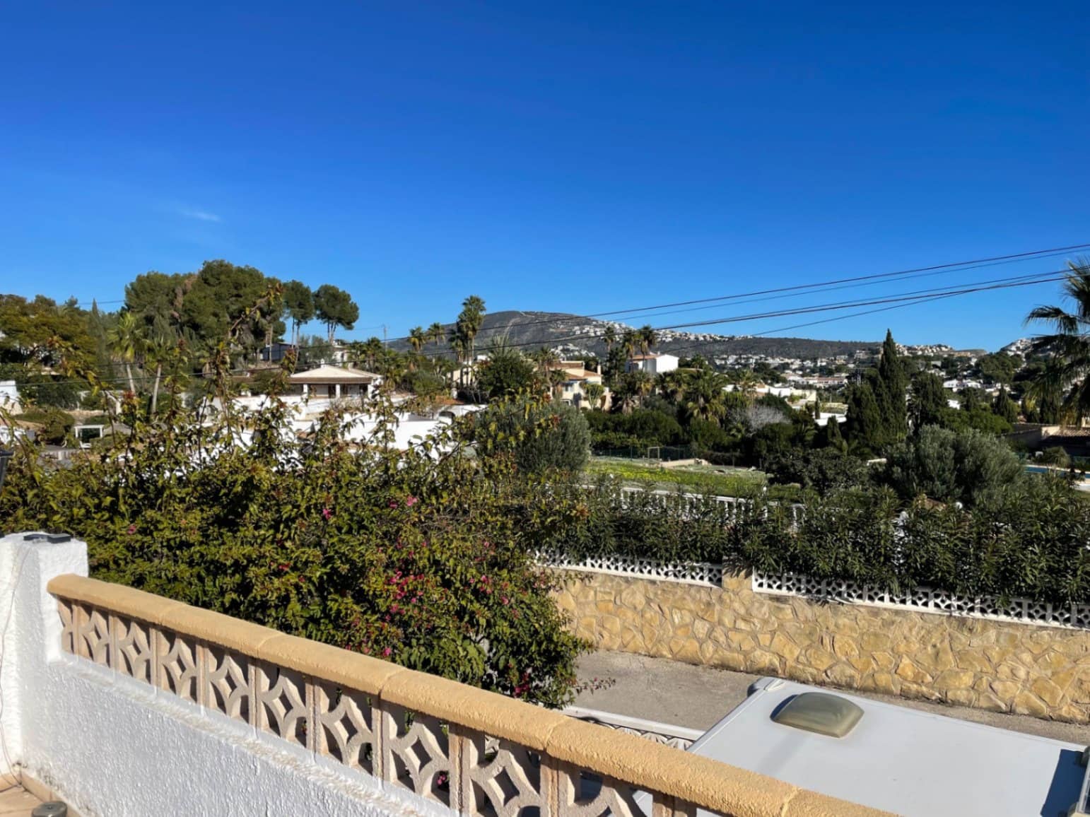 2 soverom Villa til salgs i Moraira med svømmebasseng garasje - € 510 000 (Ref: 9558296)