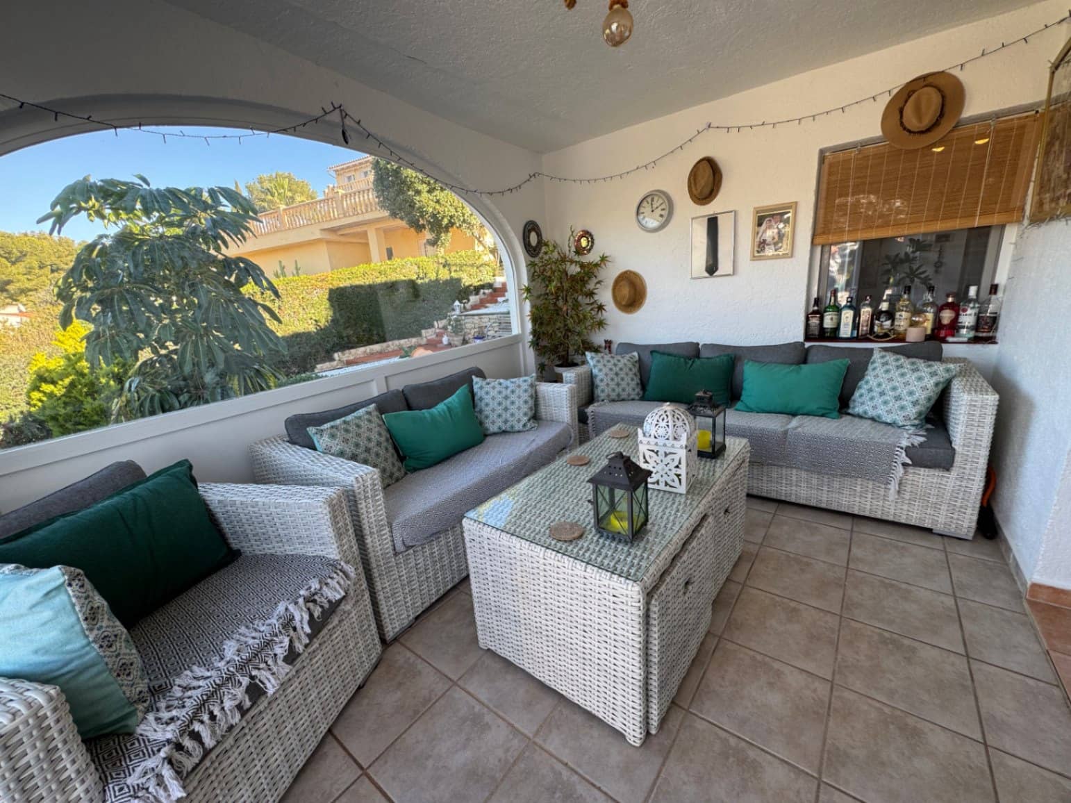 3 makuuhuone Huoneisto myytävänä paikassa Benissa mukana 
autotalli - 475 000 € (Ref: 9558297)