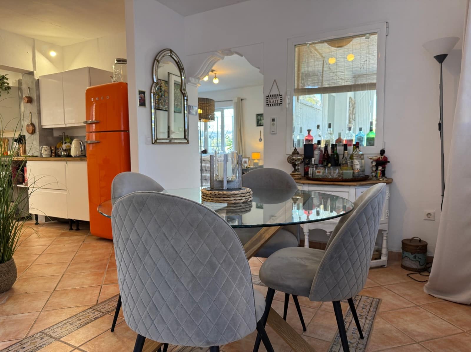 3 makuuhuone Huoneisto myytävänä paikassa Benissa mukana 
autotalli - 475 000 € (Ref: 9558297)