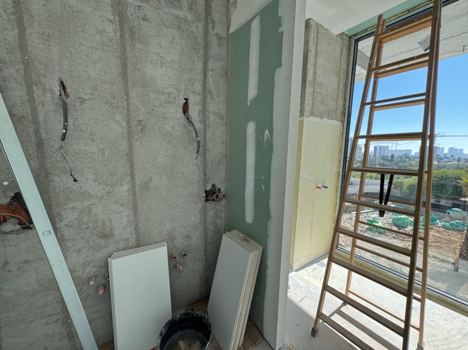 3 sypialnia Willa na sprzedaż w Calpe / Calp z basenem garażem - 1 099 000 € (Ref: 9576887)