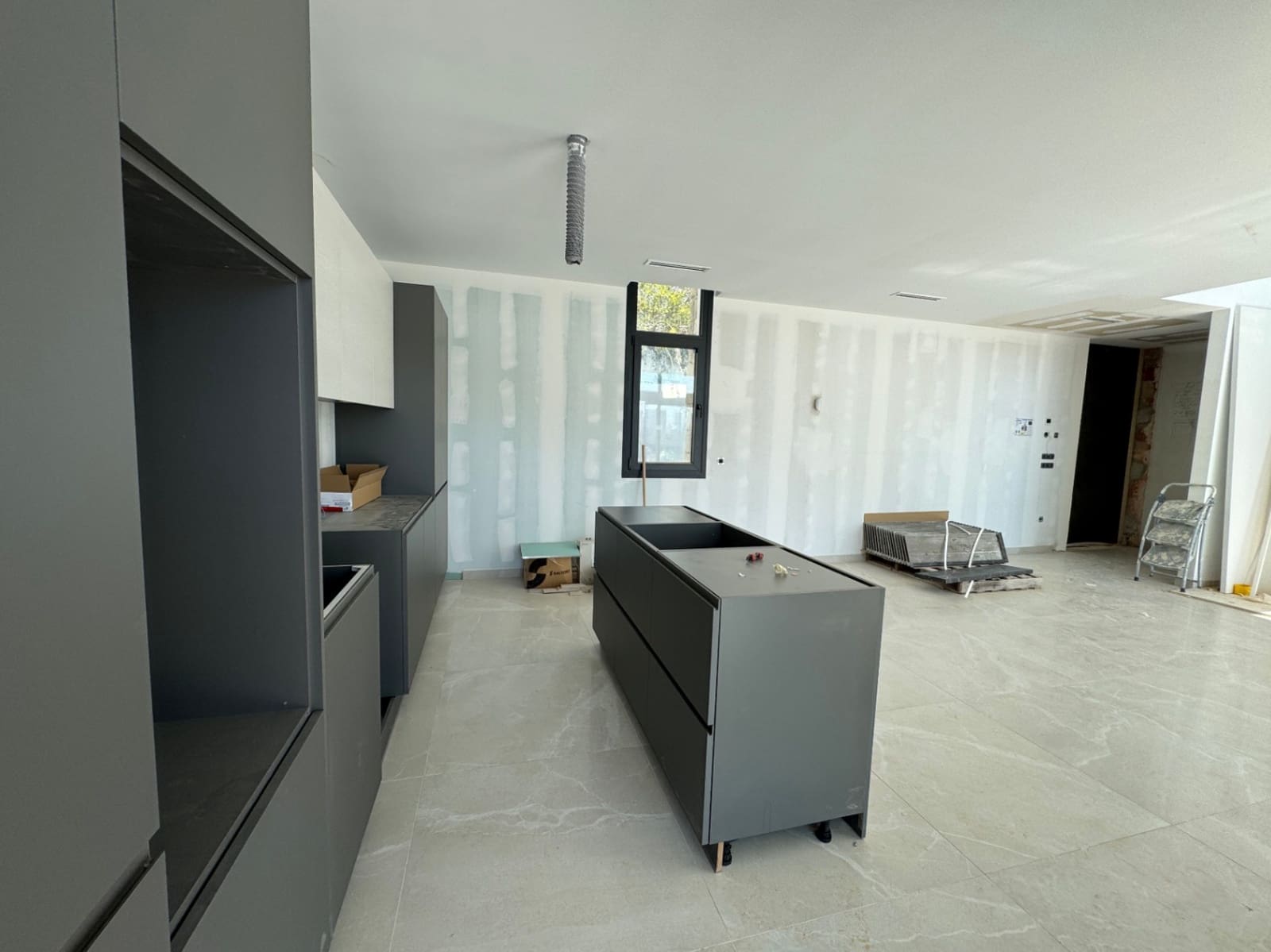 3 sypialnia Willa na sprzedaż w Calpe / Calp z basenem garażem - 1 099 000 € (Ref: 9576887)