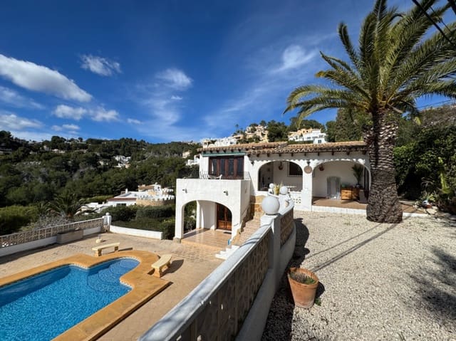 3 slaapkamer Villa te koop in Benissa met zwembad garage - € 465.000 (Ref: 9585254)