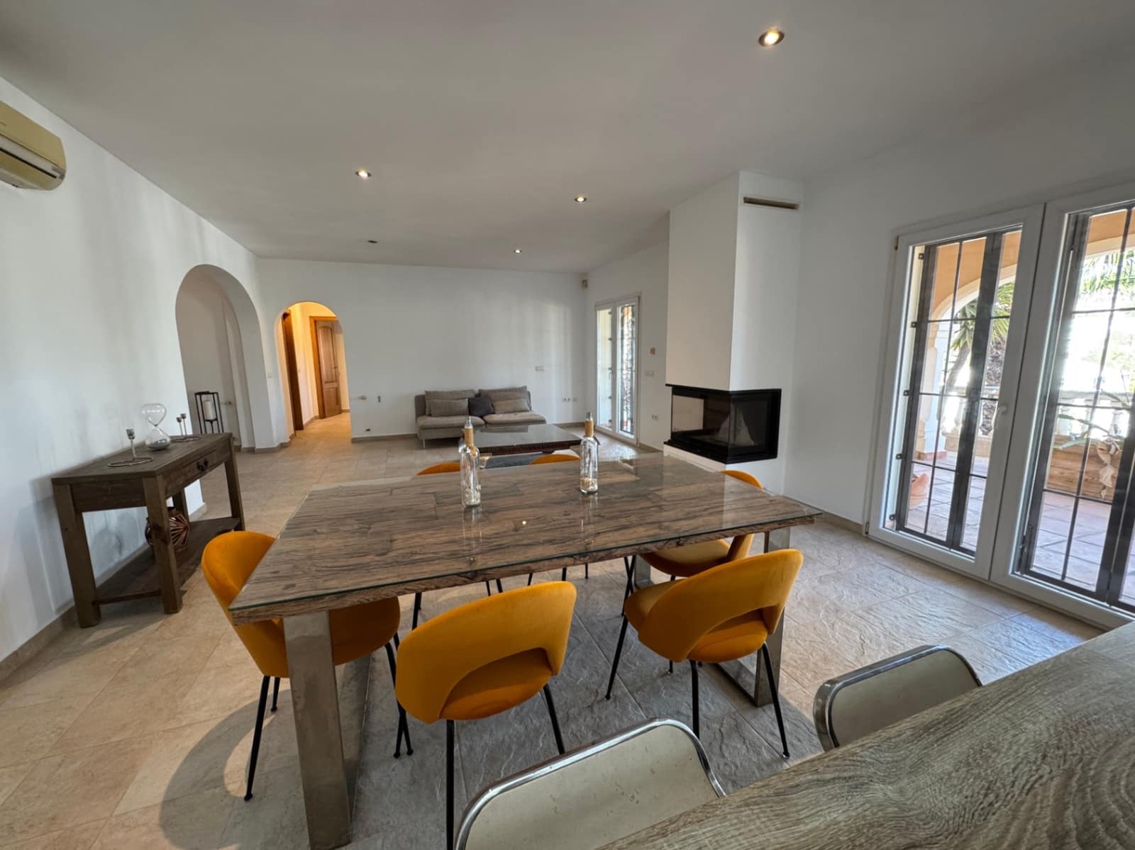 3 bedroom Villa for sale in Benissa with pool garage - € 950,000 (Ref: 9639915)