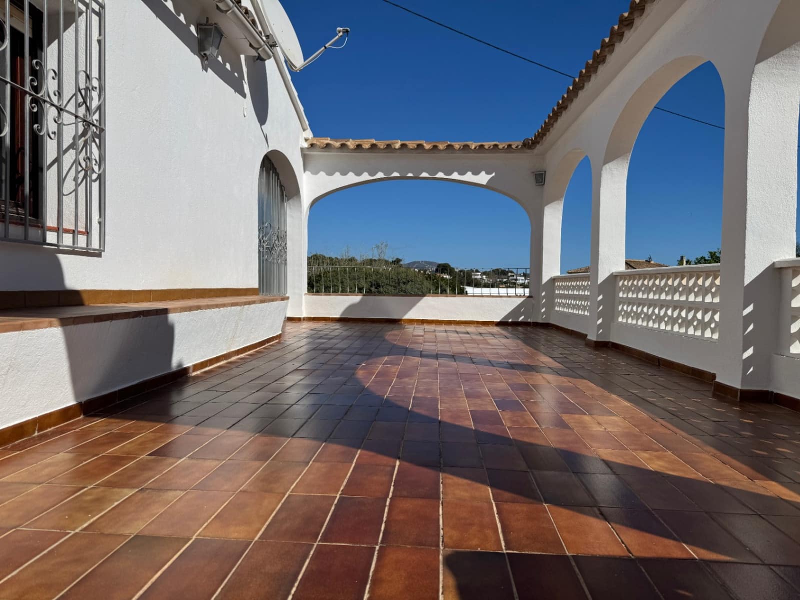 6 sypialnia Willa na sprzedaż w Benissa z basenem garażem - 890 000 € (Ref: 9639916)