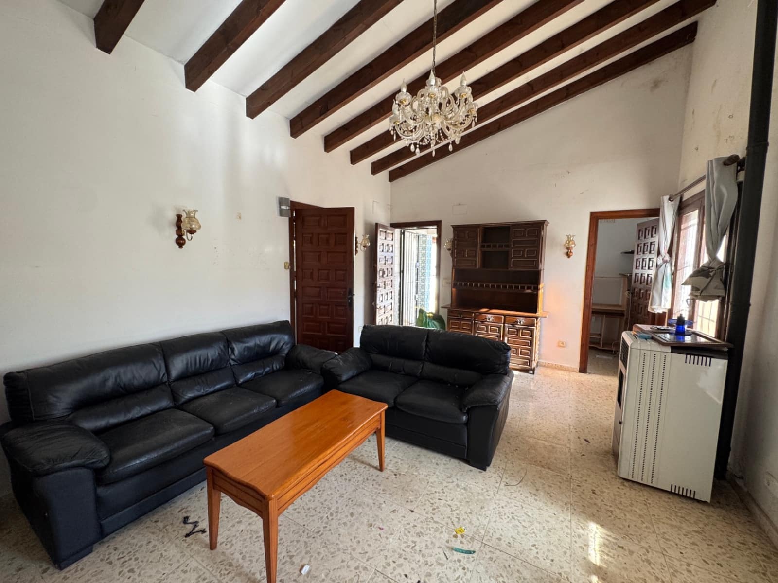 3 soveværelse Villa til salg i Montemar med swimmingpool garage - € 385.000 (Ref: 9706108)