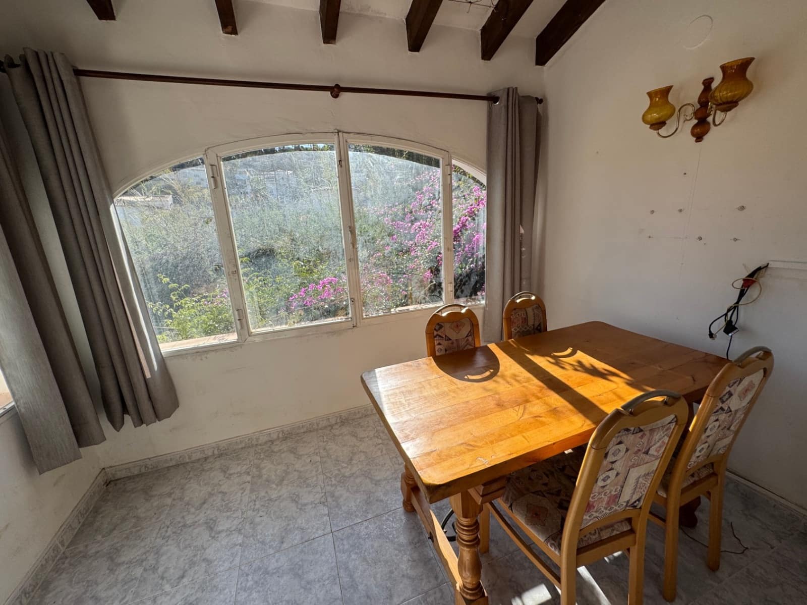 3 soveværelse Villa til salg i Montemar med swimmingpool garage - € 385.000 (Ref: 9706108)