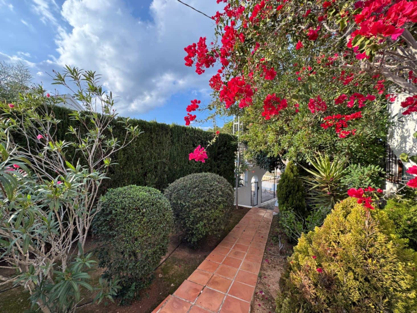 4 bedroom Villa for sale in Moraira with pool garage - € 695,000 (Ref: 9706110)