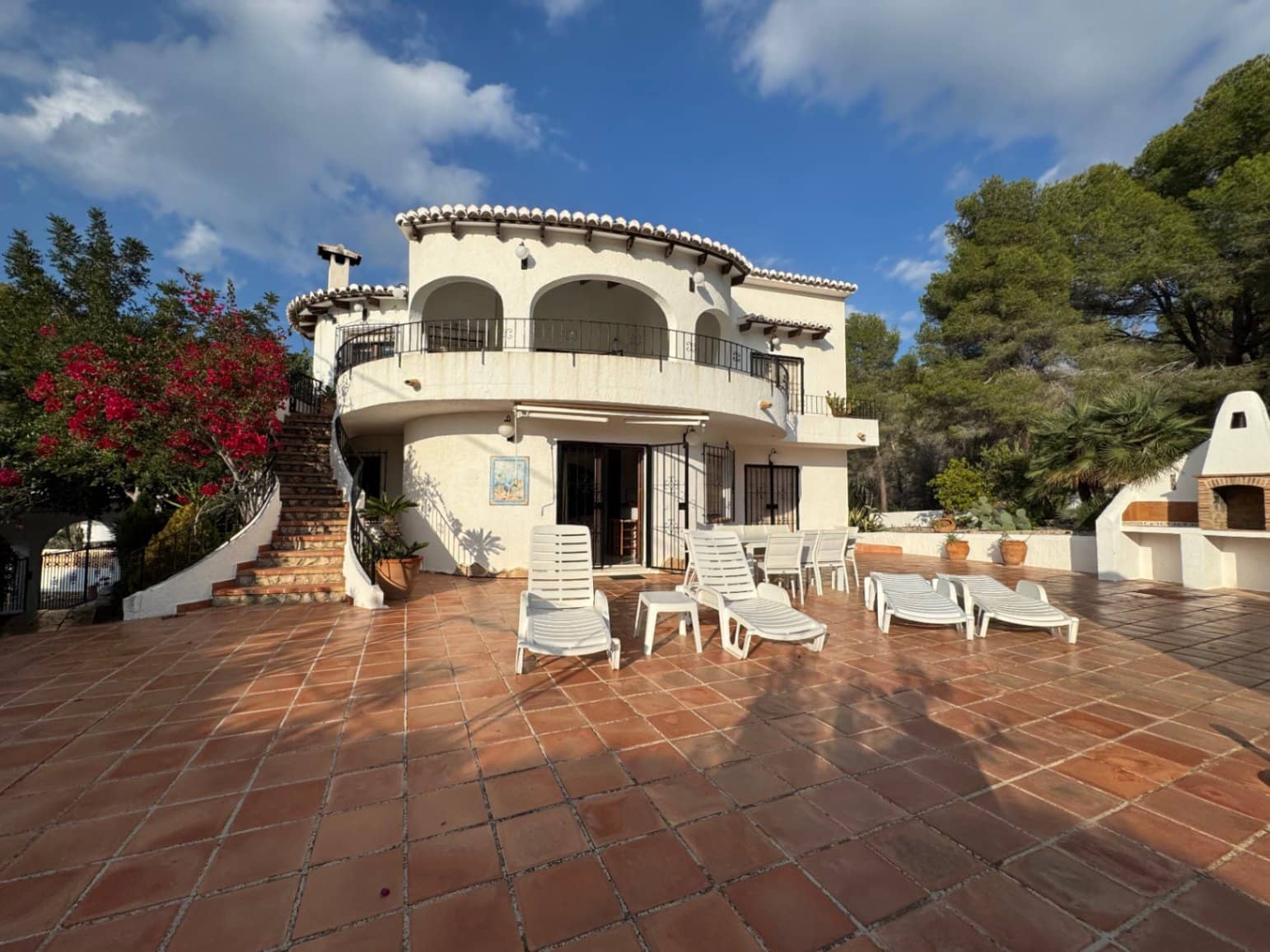 4 bedroom Villa for sale in Moraira with pool garage - € 695,000 (Ref: 9706110)