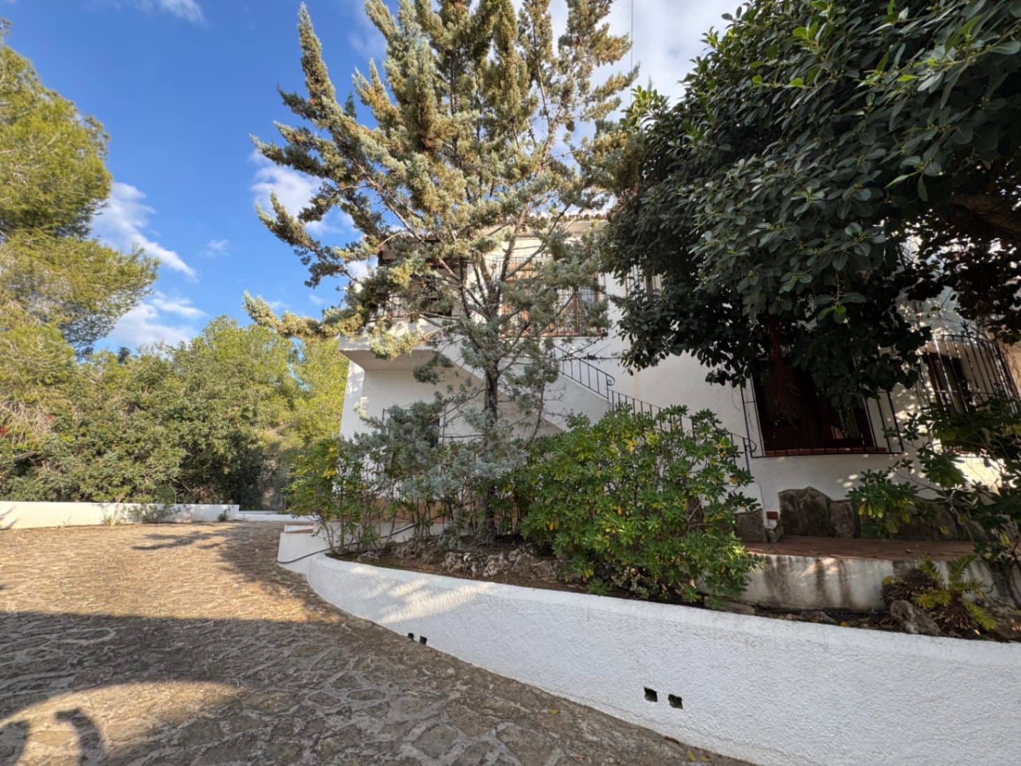 4 bedroom Villa for sale in Moraira with pool garage - € 695,000 (Ref: 9706110)