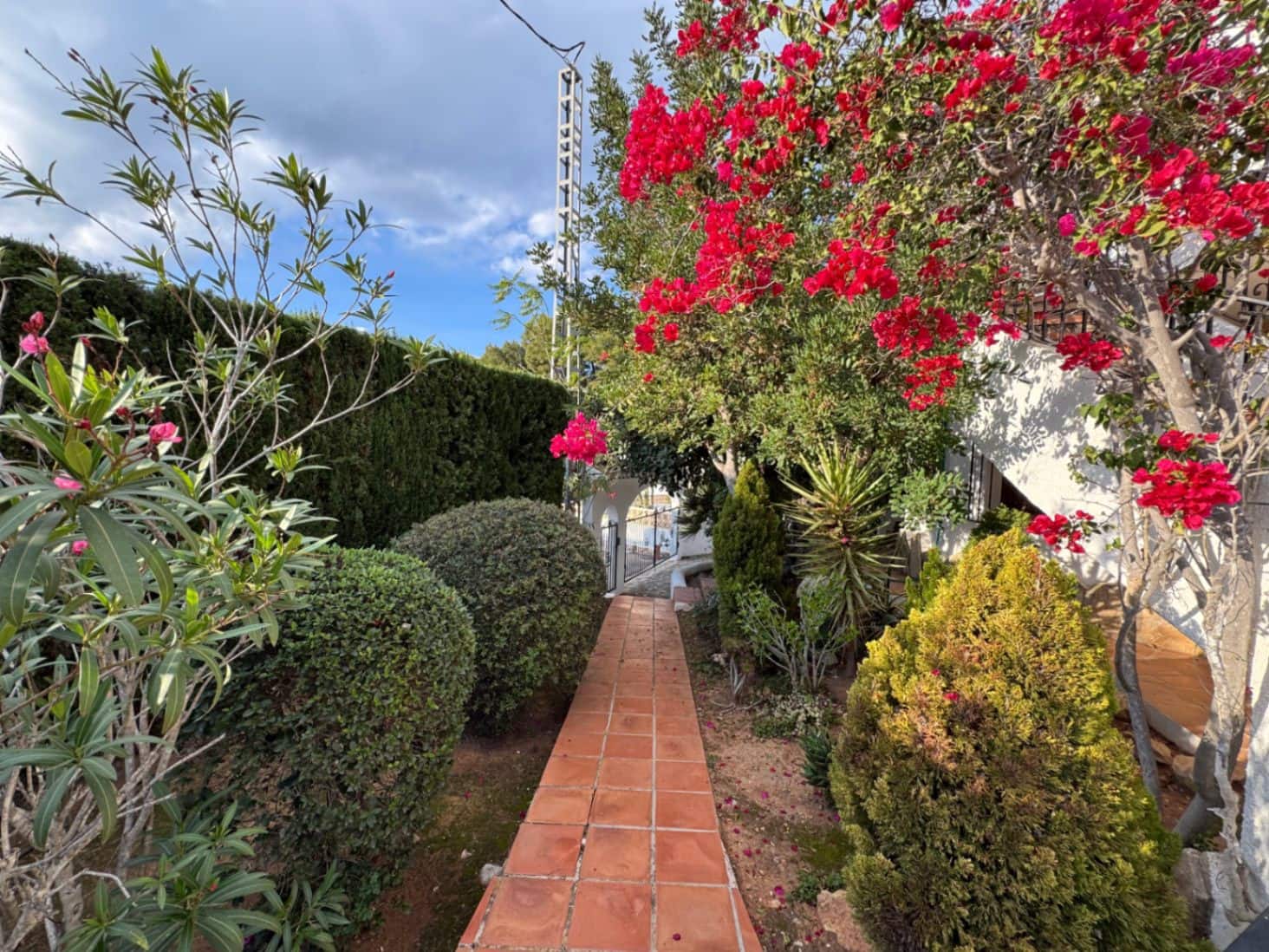 4 bedroom Villa for sale in Moraira with pool garage - € 695,000 (Ref: 9706110)