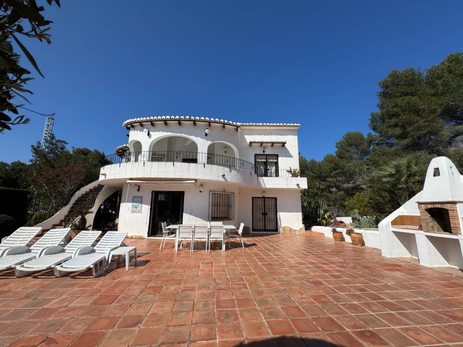 4 soverom Villa til salgs i Moraira med svømmebasseng garasje - € 695 000 (Ref: 9706110)