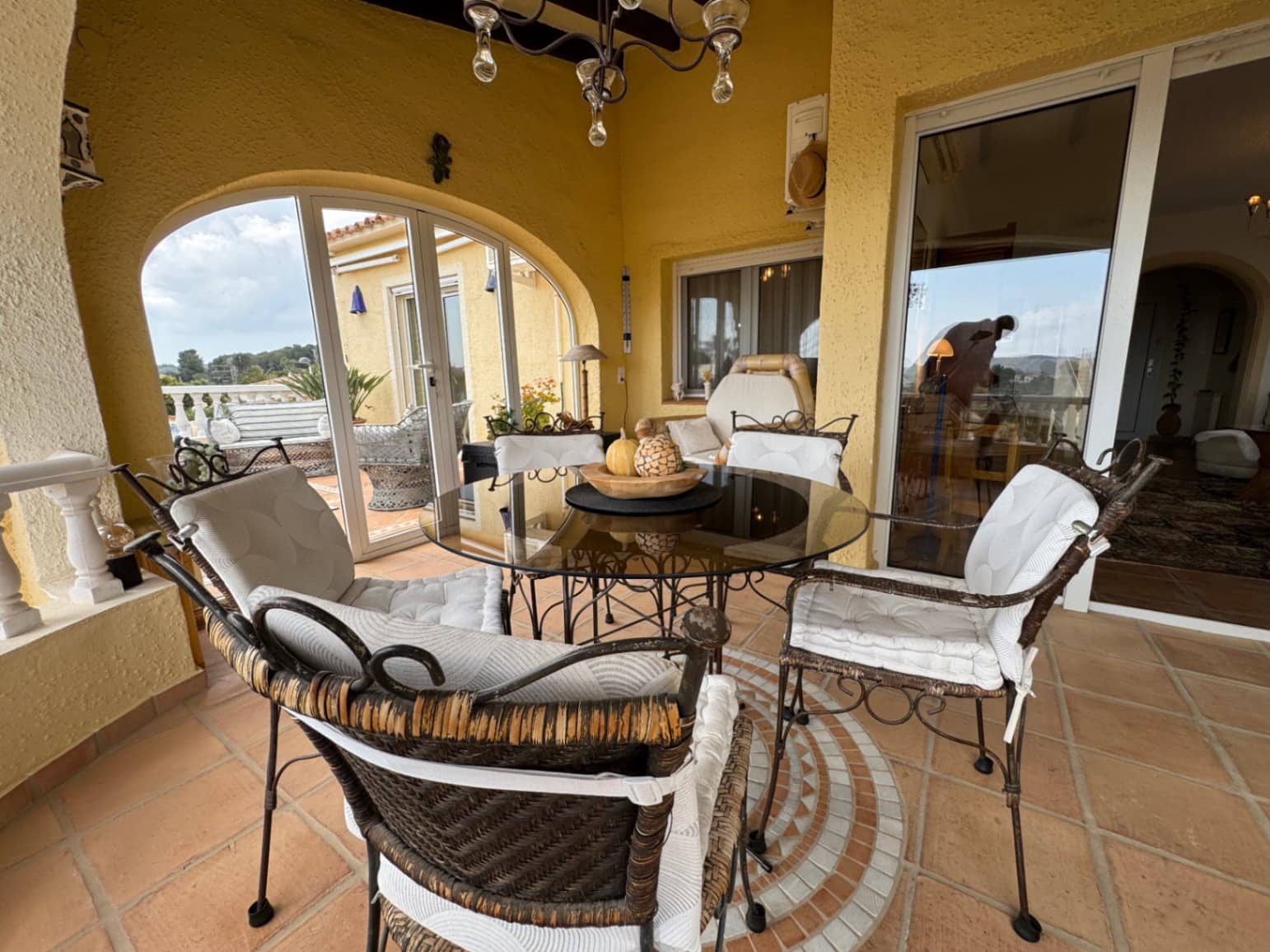 Chalet de 4 habitaciones en Moraira en venta con piscina garaje - 845.000 € (Ref: 9729462)