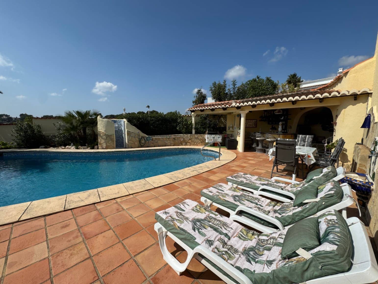 Chalet de 4 habitaciones en Moraira en venta con piscina garaje - 845.000 € (Ref: 9729462)