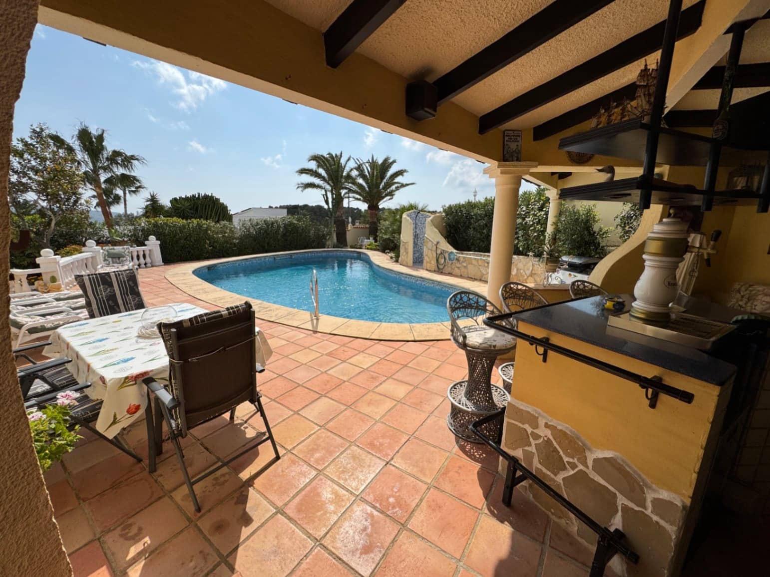 Chalet de 4 habitaciones en Moraira en venta con piscina garaje - 845.000 € (Ref: 9729462)