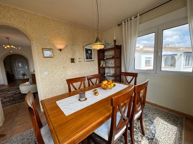 Chalet de 4 habitaciones en Moraira, Teulada-Moraira en venta con piscina garaje - 845.000 € (Ref: 9729462)