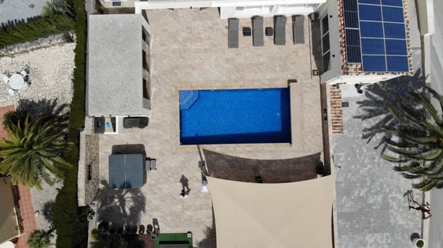 4 soveværelse Villa til salg i Moraira, Teulada-Moraira med garage - € 1.850.000 (Ref: 9780038)