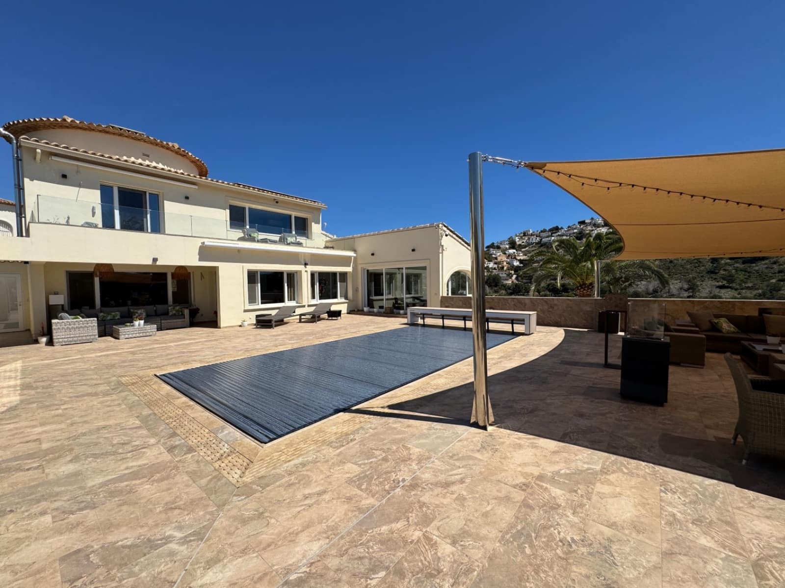 4 soveværelse Villa til salg i Moraira med garage - € 1.850.000 (Ref: 9780038)