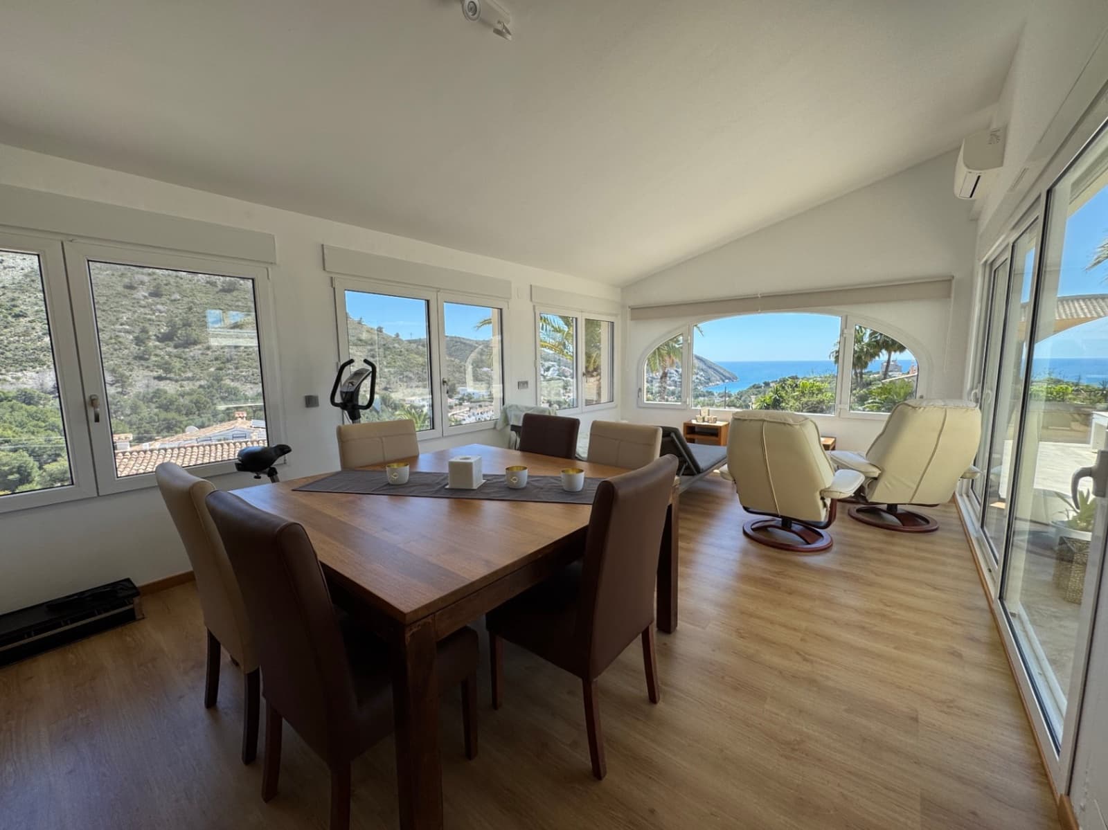 4 soveværelse Villa til salg i Moraira med garage - € 1.850.000 (Ref: 9780038)