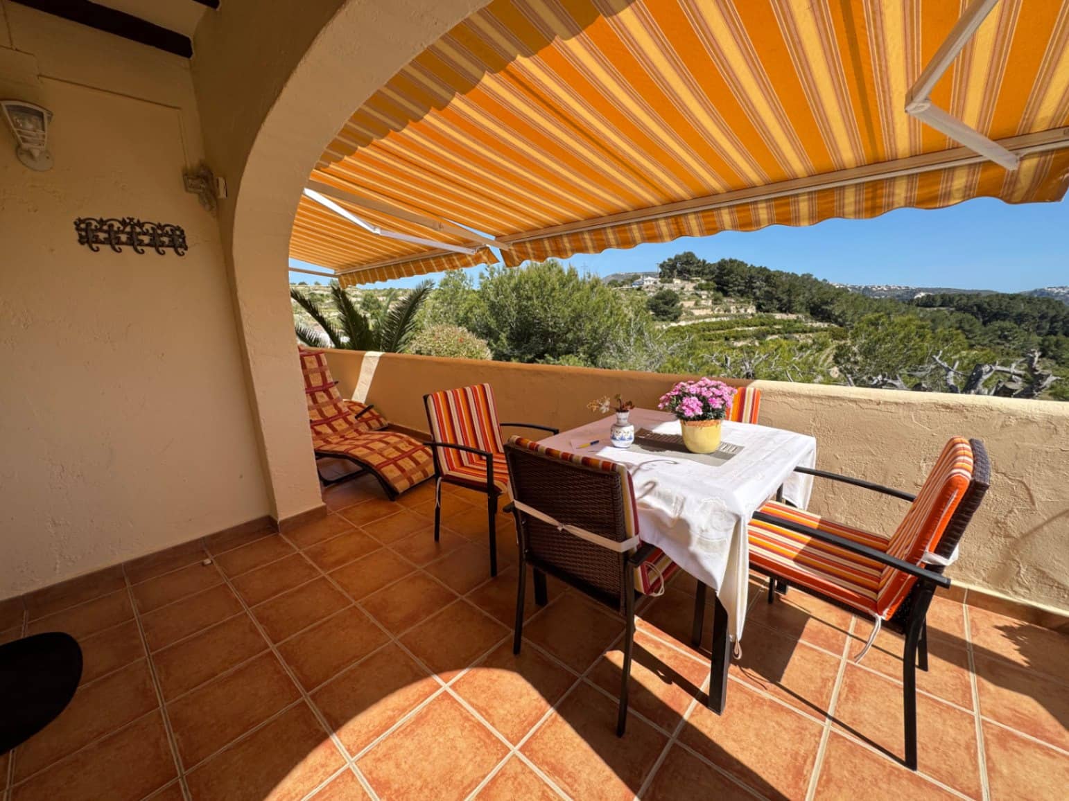 2 soveværelse Lejlighed til salg i Teulada med swimmingpool - € 249.000 (Ref: 9793841)