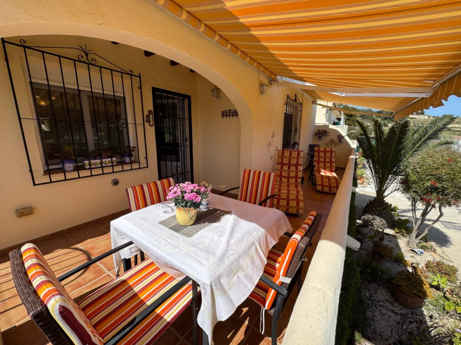 2 soveværelse Lejlighed til salg i Teulada med swimmingpool - € 249.000 (Ref: 9793841)