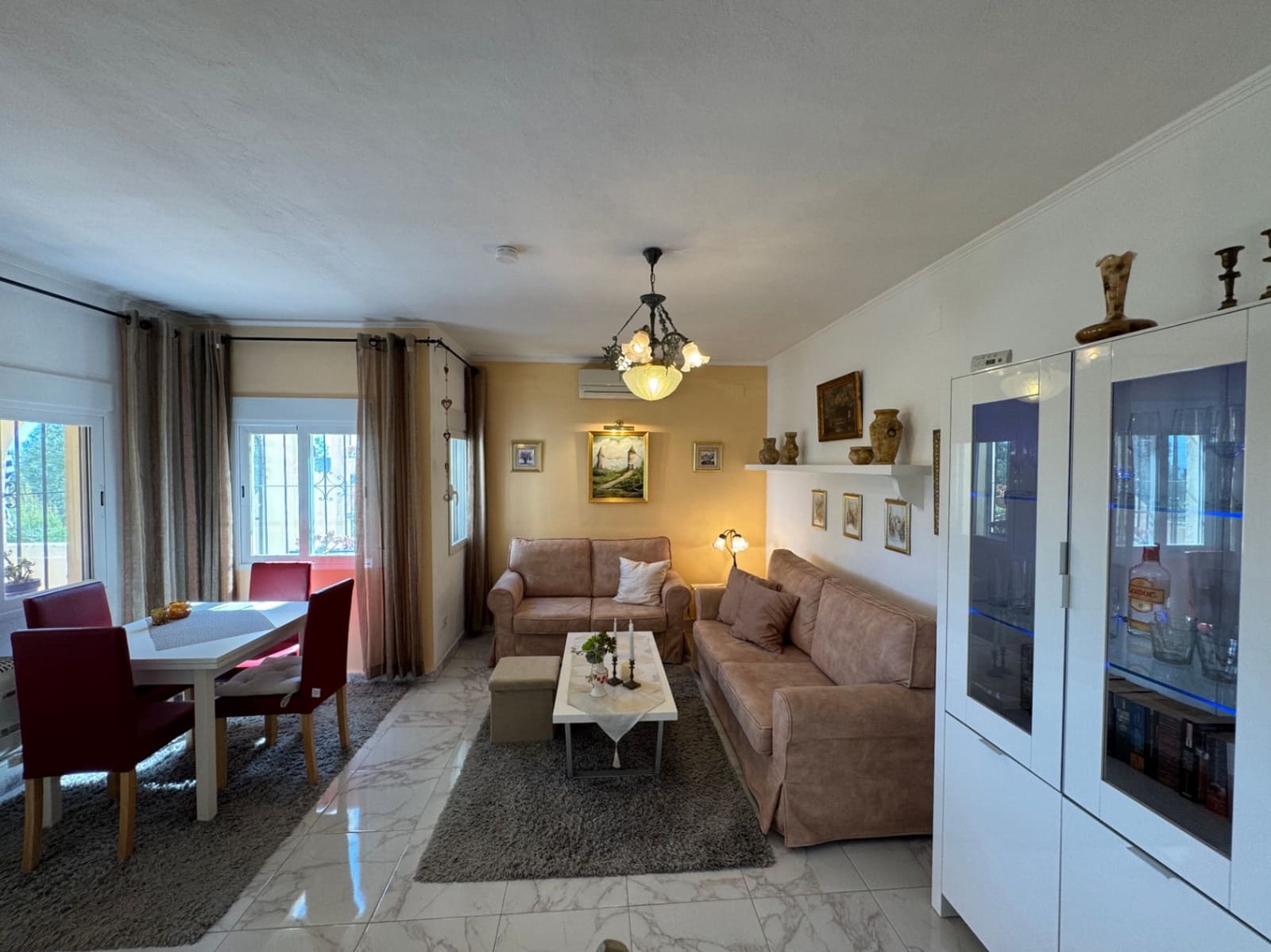 2 soveværelse Lejlighed til salg i Teulada med swimmingpool - € 249.000 (Ref: 9793841)