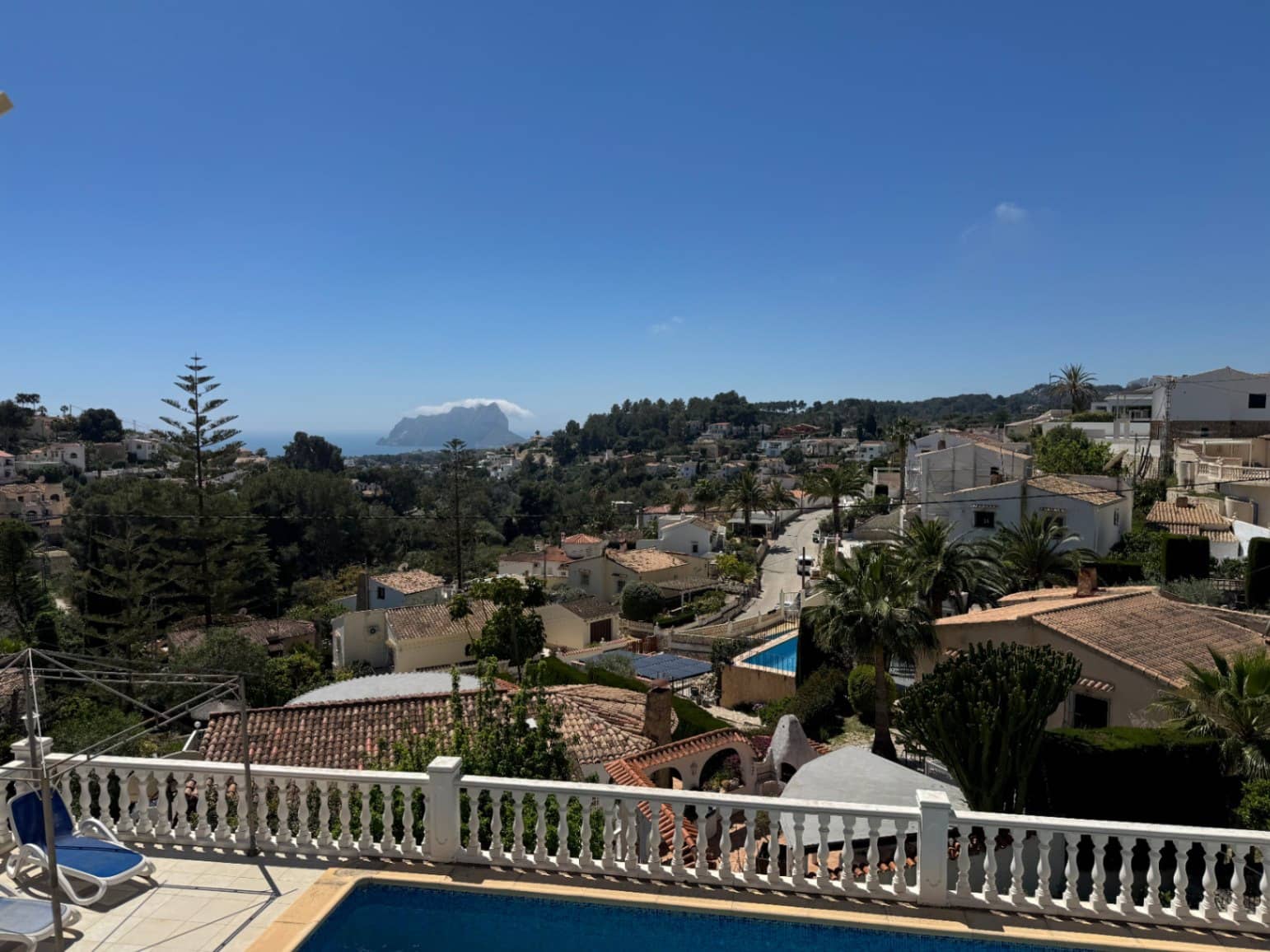 3 slaapkamer Villa te koop in Montemar met zwembad garage - € 580.000 (Ref: 9793842)