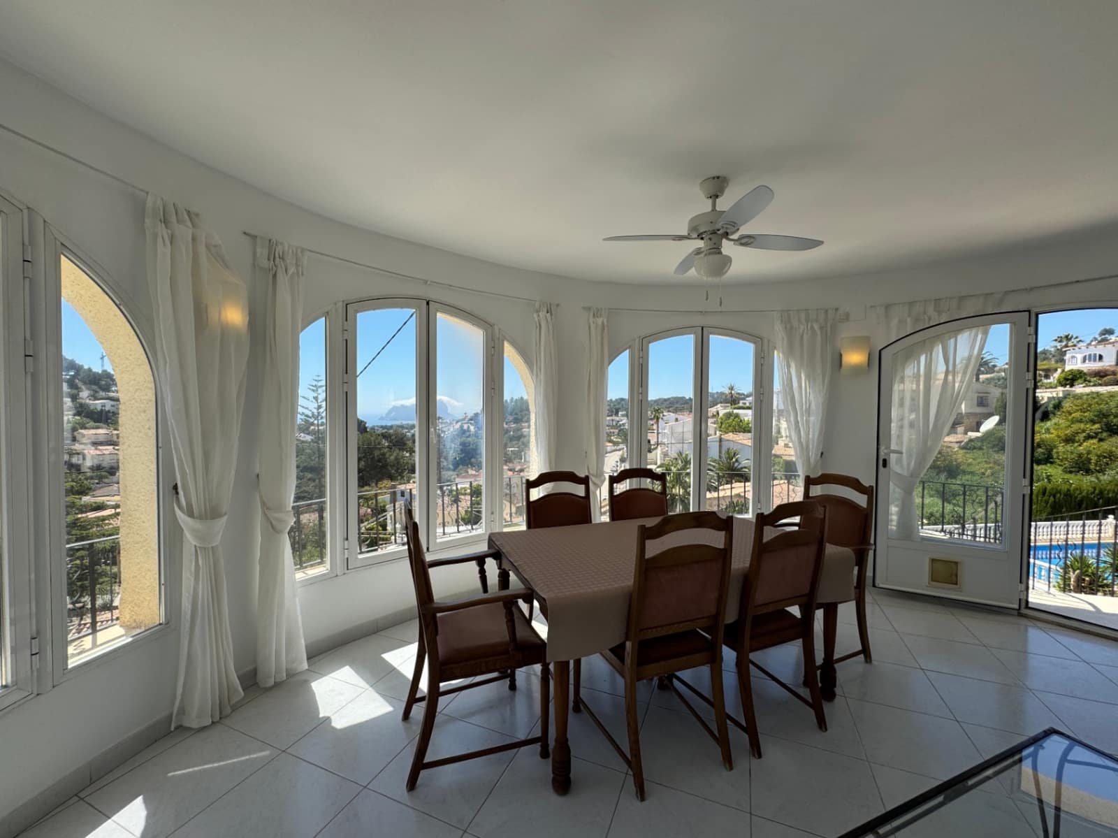 3 slaapkamer Villa te koop in Montemar met zwembad garage - € 580.000 (Ref: 9793842)