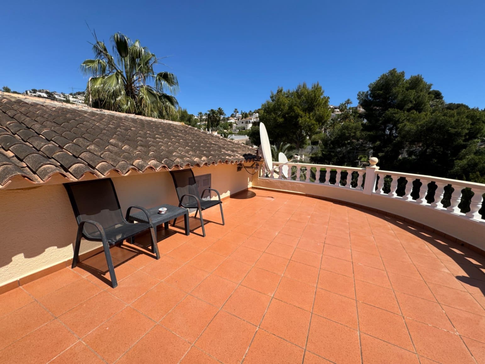 4 sypialnia Willa na sprzedaż w Benissa z basenem garażem - 590 000 € (Ref: 9796112)