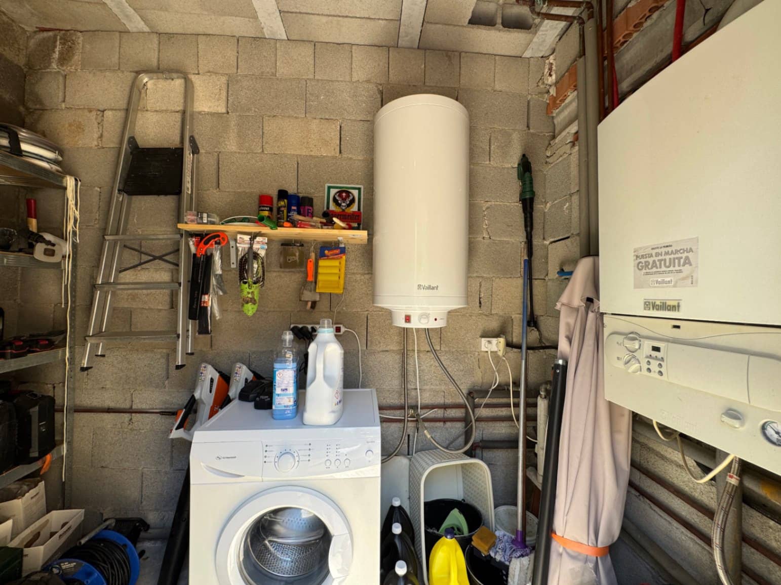 4 sypialnia Willa na sprzedaż w Benissa z basenem garażem - 590 000 € (Ref: 9796112)