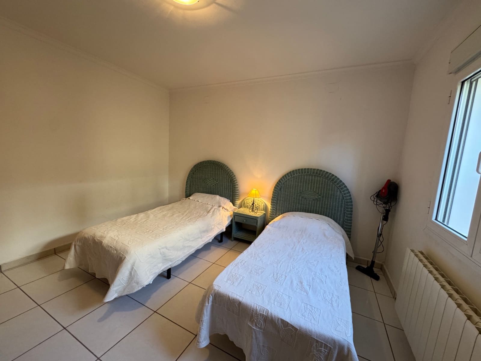 4 sypialnia Willa na sprzedaż w Benissa z basenem garażem - 590 000 € (Ref: 9796112)