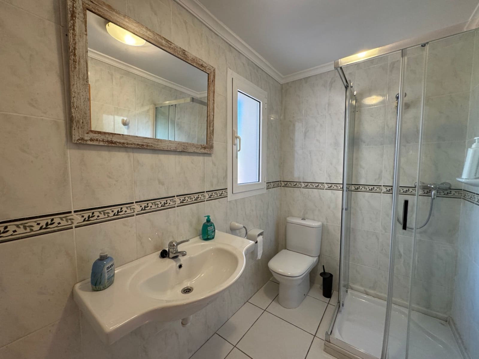 4 sypialnia Willa na sprzedaż w Benissa z basenem garażem - 590 000 € (Ref: 9796112)