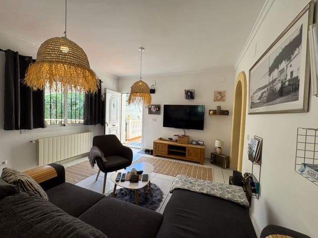 4 sypialnia Willa na sprzedaż w Benissa z basenem garażem - 590 000 € (Ref: 9796112)