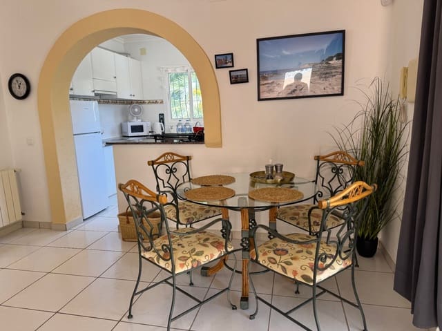 4 sypialnia Willa na sprzedaż w Benissa z basenem garażem - 590 000 € (Ref: 9796112)