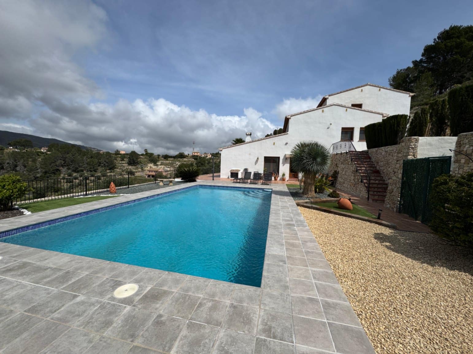 5 bedroom Finca/Country House for sale in Benissa with pool garage - € 1,150,000 (Ref: 9801013)