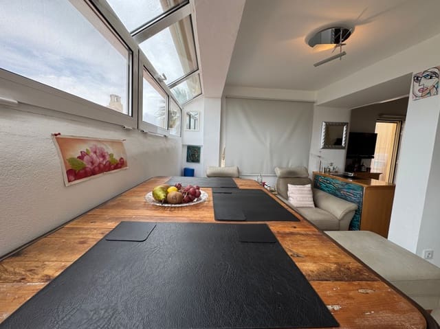 1 makuuhuone Huoneisto myytävänä paikassa Moraira, Teulada-Moraira mukana uima-altaan 
autotalli - 225 000 € (Ref: 9801014)